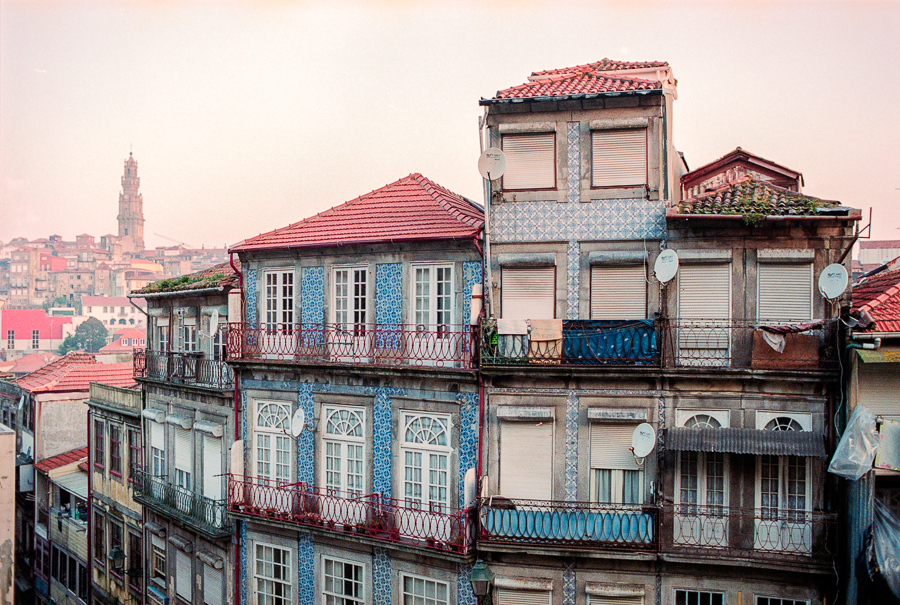 Porto, Portugal ( Nikon FM2 )